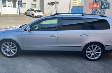 Універсал Volkswagen Passat 2010 в Києві