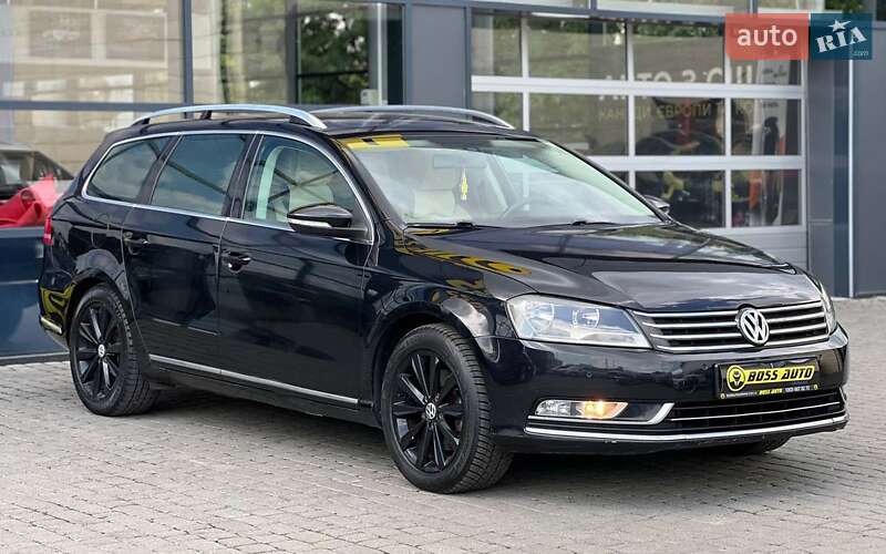 Универсал Volkswagen Passat 2012 в Ивано-Франковске