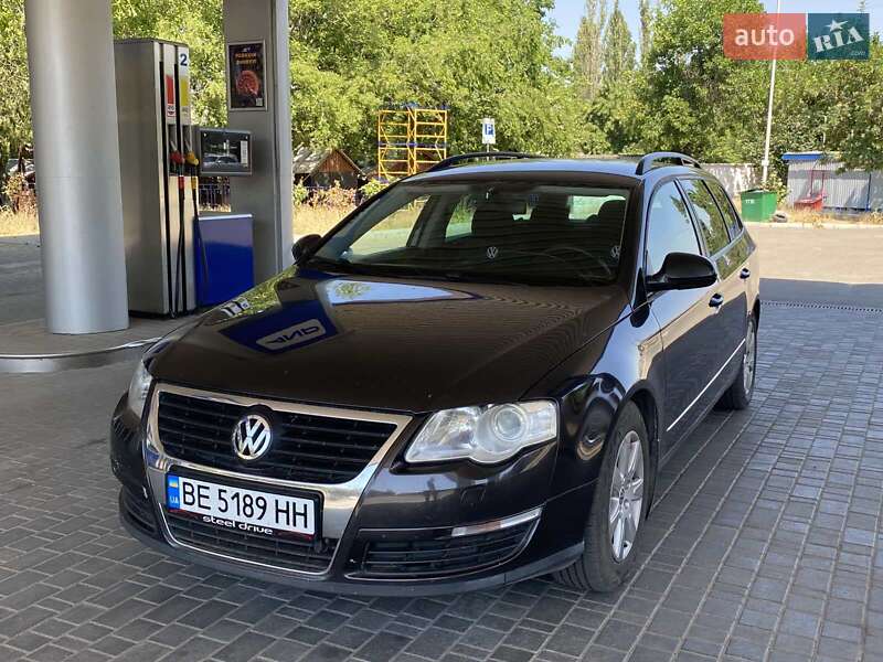 Универсал Volkswagen Passat 2006 в Николаеве