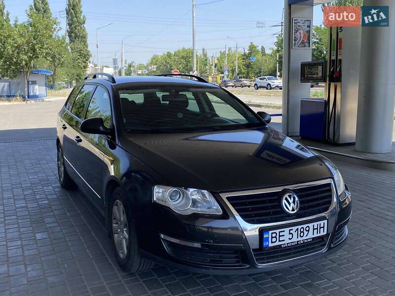 Универсал Volkswagen Passat 2006 в Николаеве