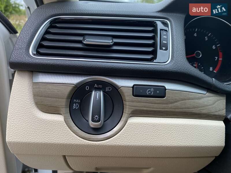 Седан Volkswagen Passat 2016 в Львове фото 19 Седан Volkswagen Passat 2016 в Львове