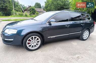 Універсал Volkswagen Passat 2006 в Чернівцях