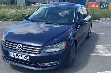 Седан Volkswagen Passat 2012 в Киеве