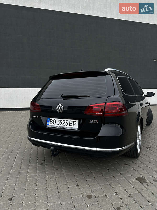 Универсал Volkswagen Passat 2011 в Тернополе