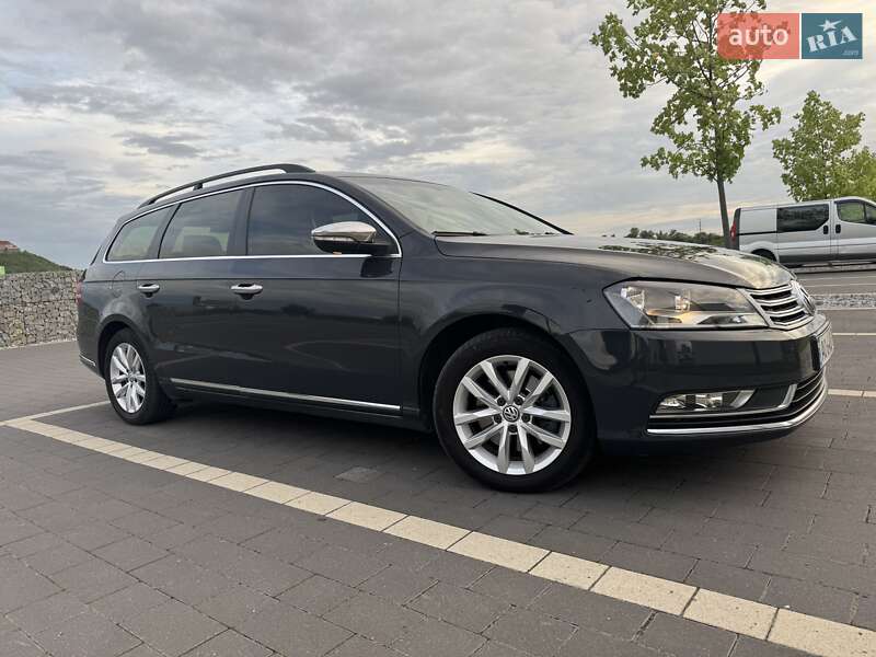 Универсал Volkswagen Passat 2011 в 