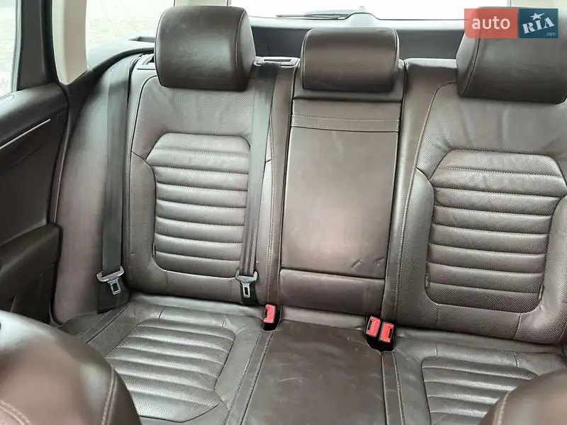 Volkswagen Passat 2011 VIN WVWZZZ3CZCE092593 фото оголошення 19 з 52