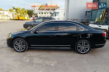 Седан Volkswagen Passat 2016 в Львові