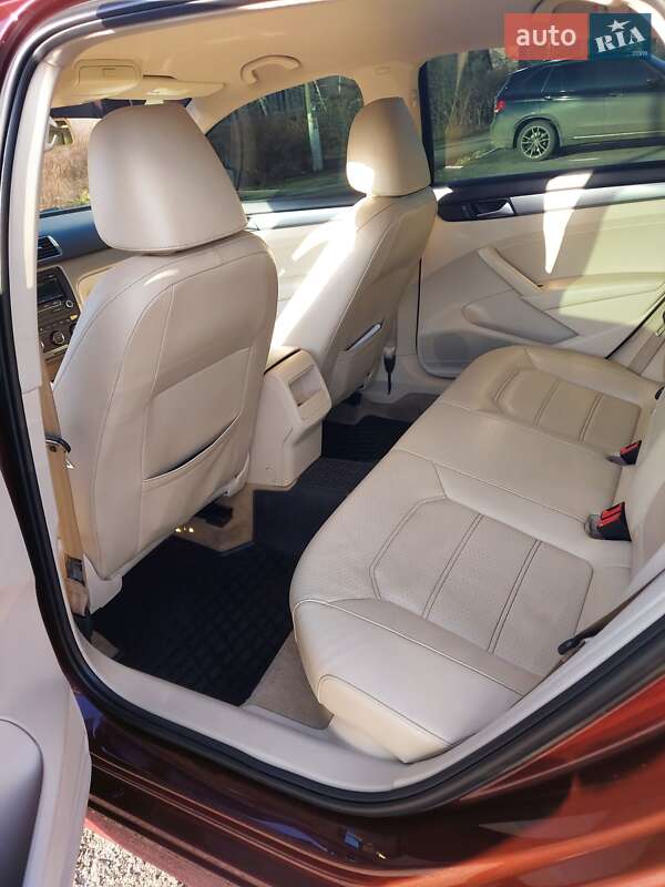Седан Volkswagen Passat 2013 в Кривом Роге фото 3 Седан Volkswagen Passat 2013 в Кривом Роге