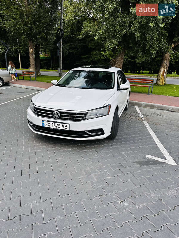 Седан Volkswagen Passat 2015 в Хмельницком