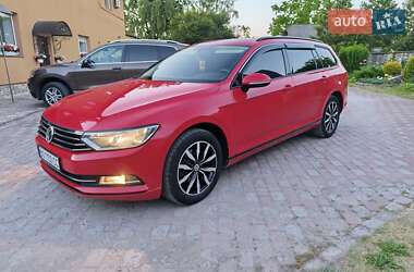 Универсал Volkswagen Passat 2015 в Монастыриске