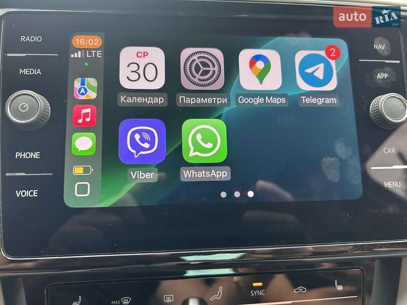 Седан Volkswagen Passat 2020 в Львове
