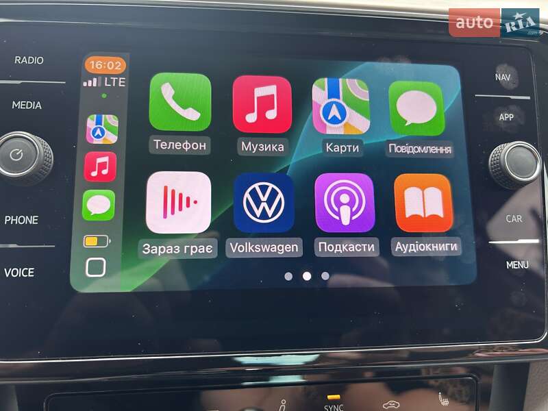 Седан Volkswagen Passat 2020 в Львове