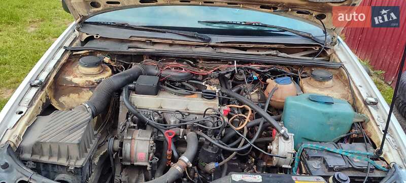 Універсал Volkswagen Passat 1991 в Глухові