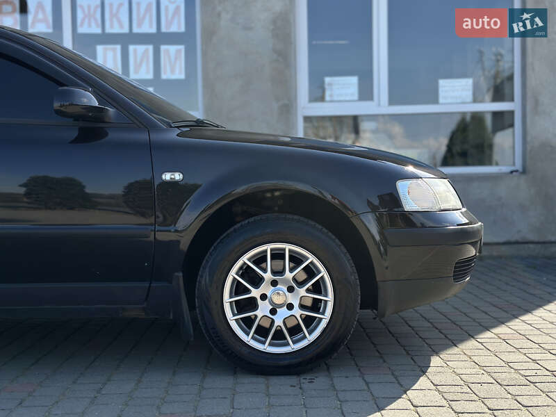 Седан Volkswagen Passat 2000 в Косове