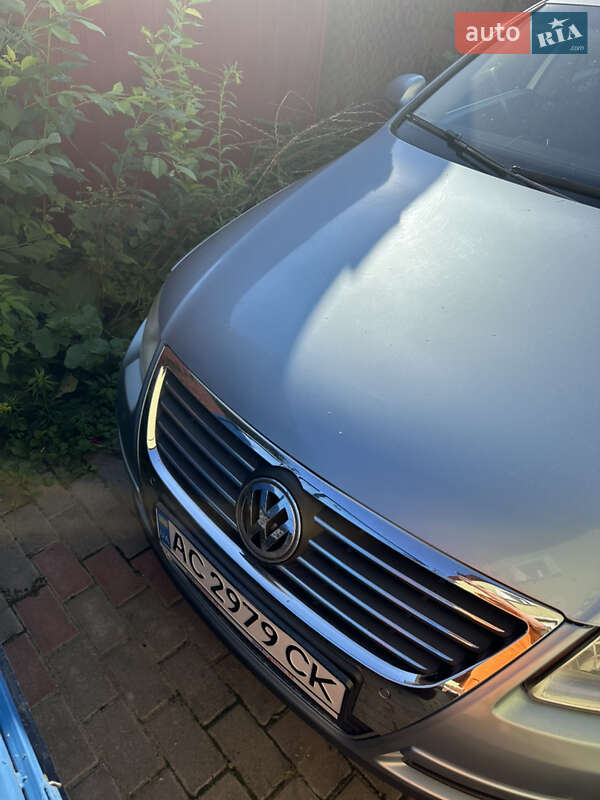 Volkswagen Passat 2008