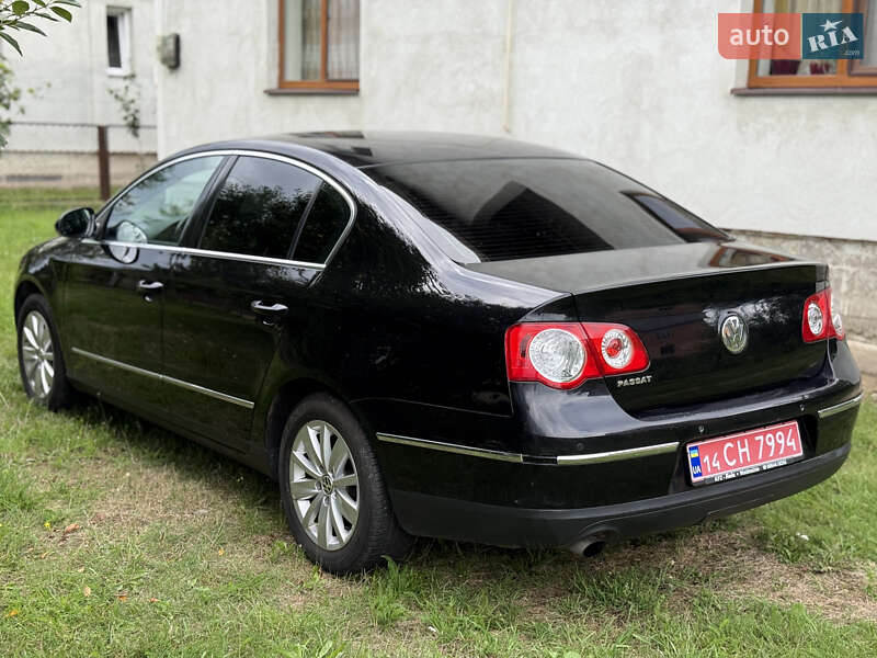 Седан Volkswagen Passat 2010 в Стрию