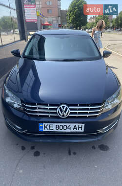 Седан Volkswagen Passat 2012 в Херсоні