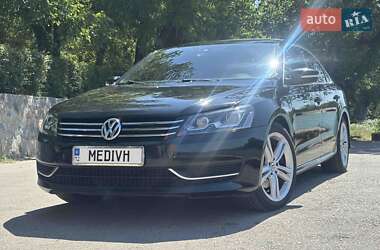 Седан Volkswagen Passat 2013 в Кропивницком