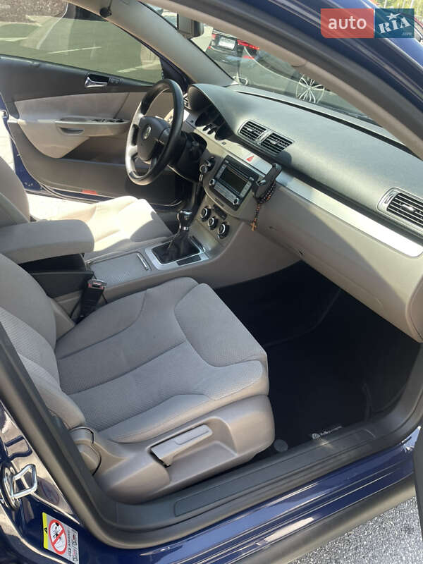 Универсал Volkswagen Passat 2008 в Виннице