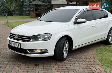 Седан Volkswagen Passat 2014 в 