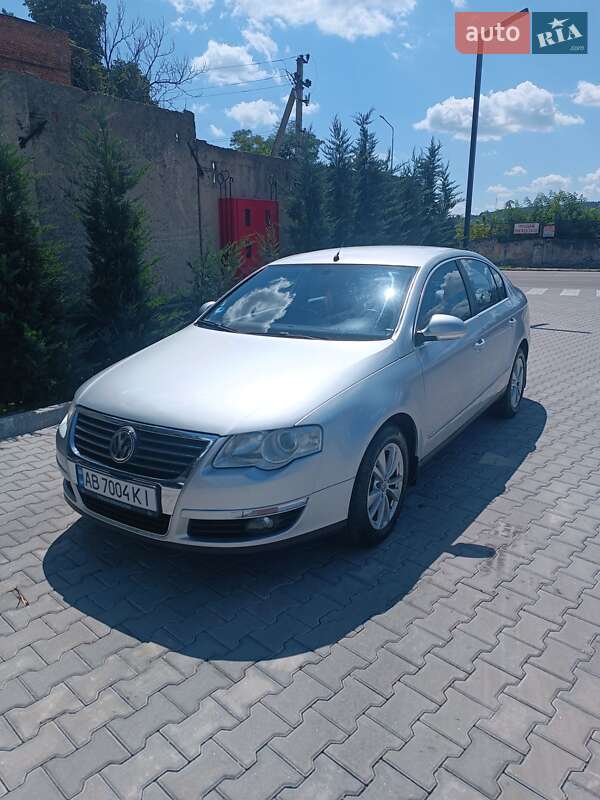 Седан Volkswagen Passat 2006 в 