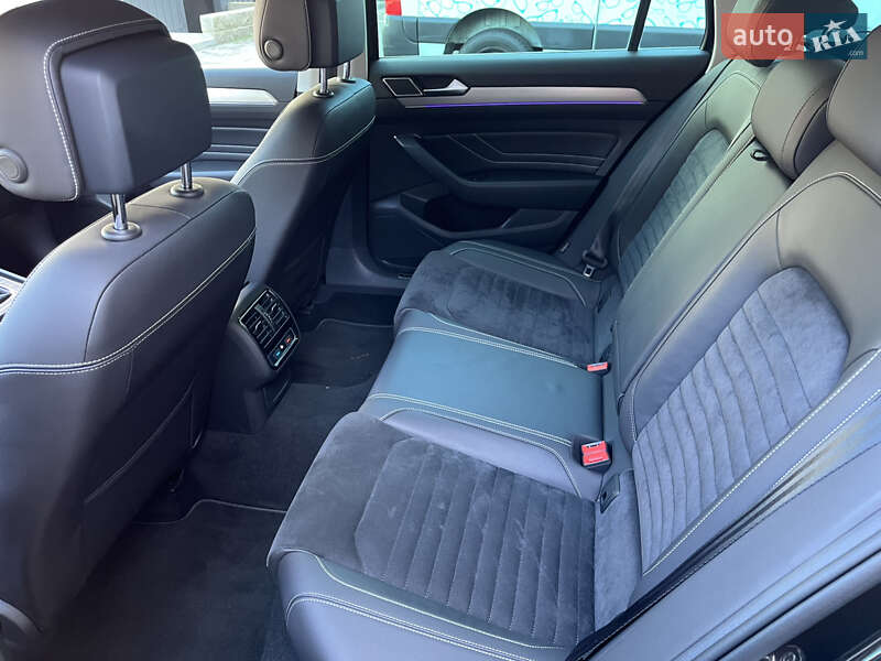 Универсал Volkswagen Passat 2019 в Киеве фото 19 Универсал Volkswagen Passat 2019 в Киеве