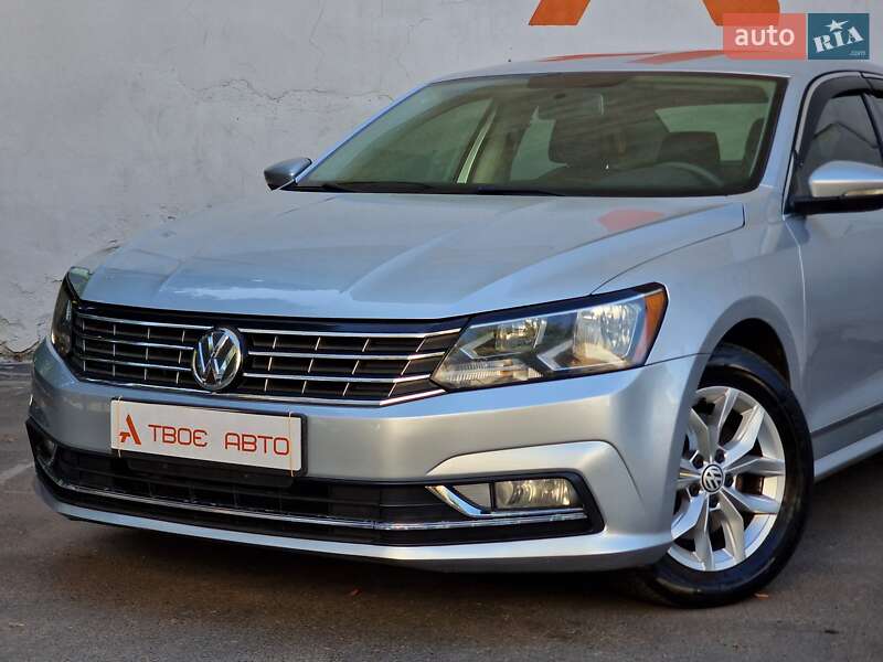 Седан Volkswagen Passat 2016 в Одессе