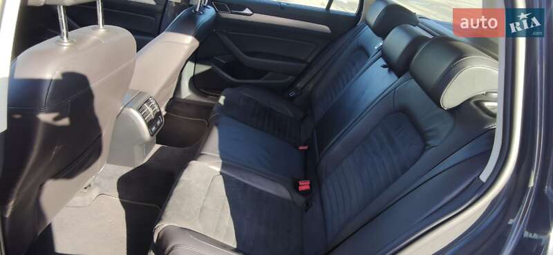 Универсал Volkswagen Passat 2015 в Нетешине