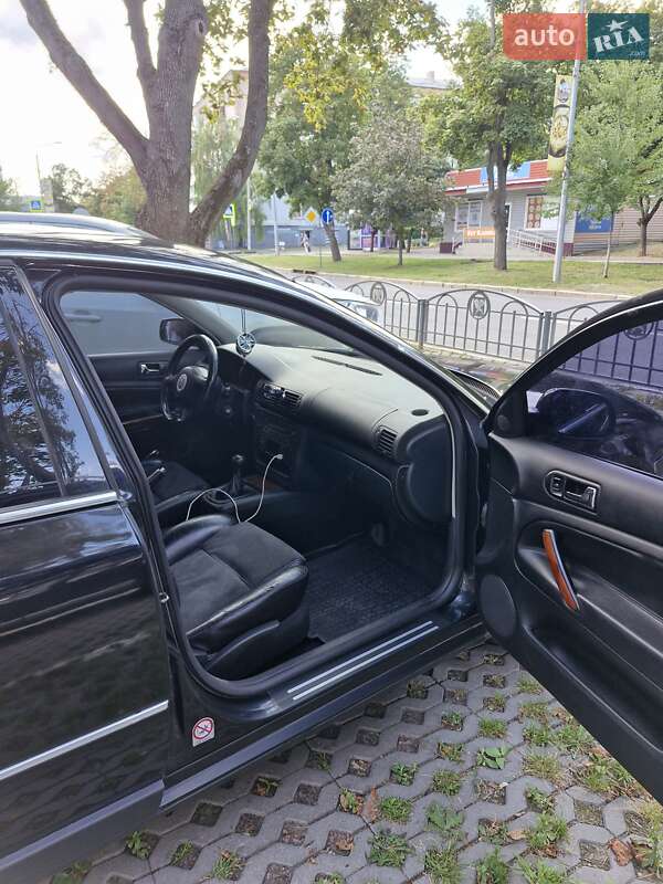 Седан Volkswagen Passat 2004 в Харькове фото Седан Volkswagen Passat 2004 в Харькове