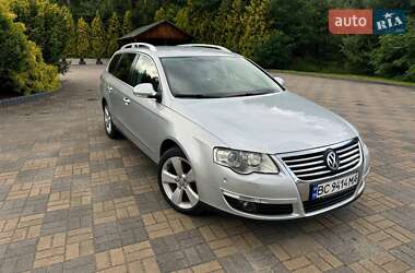 Універсал Volkswagen Passat 2010 в Судовій Вишні