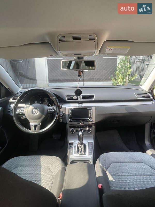 Универсал Volkswagen Passat 2013 в Перечине