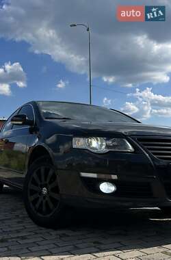 Седан Volkswagen Passat 2008 в Глевасі