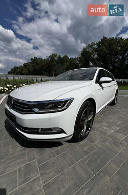 Універсал Volkswagen Passat 2018 в Луцьку