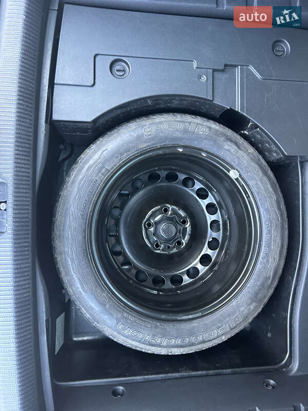 Универсал Volkswagen Passat 2007 в Житомире