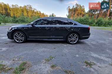Седан Volkswagen Passat 2017 в Луцьку
