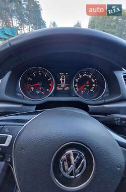 Седан Volkswagen Passat 2017 в 