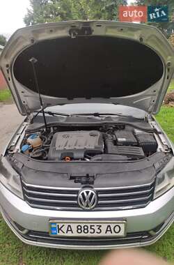 Универсал Volkswagen Passat 2011 в 