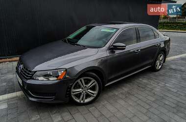 Седан Volkswagen Passat 2015 в Мостиске
