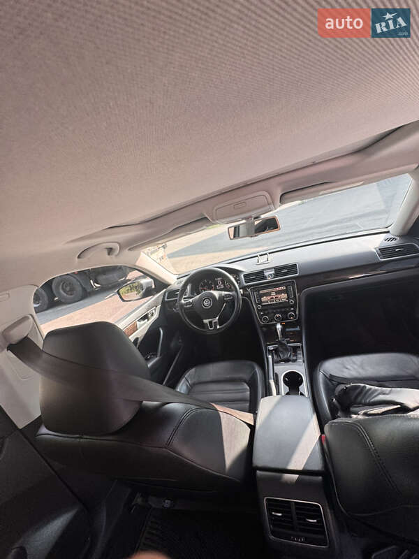 Седан Volkswagen Passat 2015 в Киеве фото 10 Седан Volkswagen Passat 2015 в Киеве