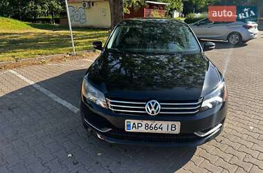 Седан Volkswagen Passat 2013 в Ивано-Франковске