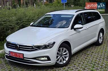Універсал Volkswagen Passat 2022 в Бучі