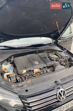 Седан Volkswagen Passat 2011 в 