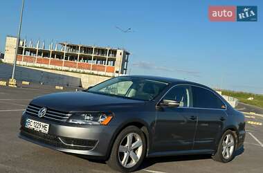 Седан Volkswagen Passat 2013 в Львове