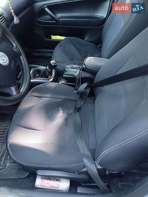 Седан Volkswagen Passat 2000 в Каменском