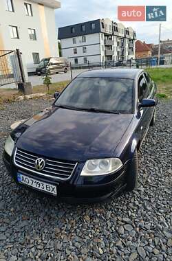 Седан Volkswagen Passat 2001 в Мукачево