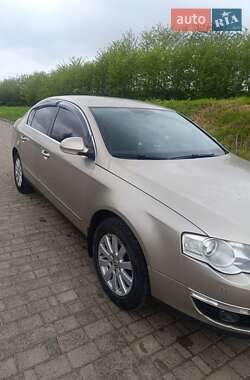 Седан Volkswagen Passat 2007 в  фото 2 Седан Volkswagen Passat 2007 в