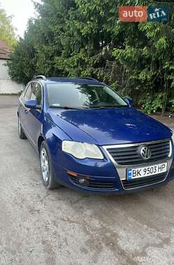 Универсал Volkswagen Passat 2006 в Березному