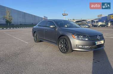 Седан Volkswagen Passat 2014 в Хмельницком