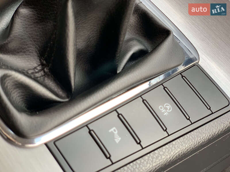 Универсал Volkswagen Passat 2011 в Львове