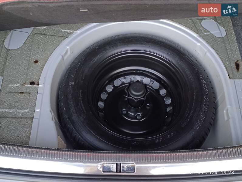 Седан Volkswagen Passat 2001 в Черновцах фото 42 Седан Volkswagen Passat 2001 в Черновцах